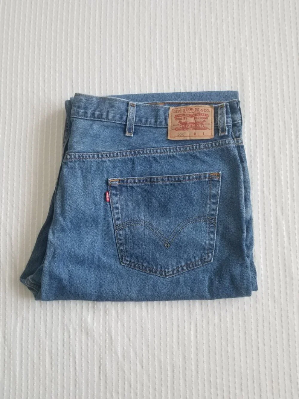 Levi's 550 Relaxed Fit Jeans 48 x 30